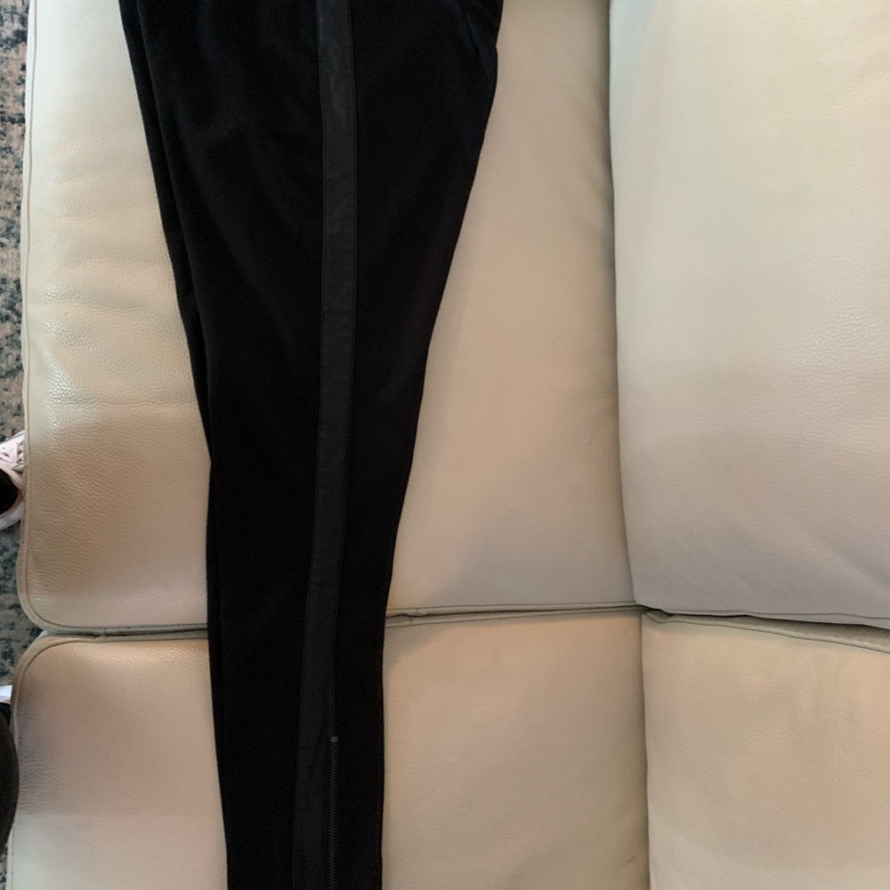 Black leggings